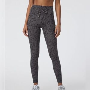 Vuori Daily Legging Size S